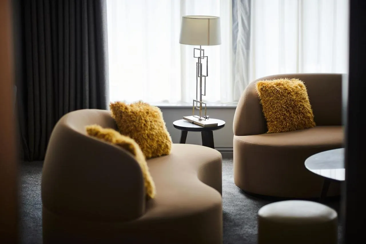 הית'רו Sheraton Heathrow Hotel
